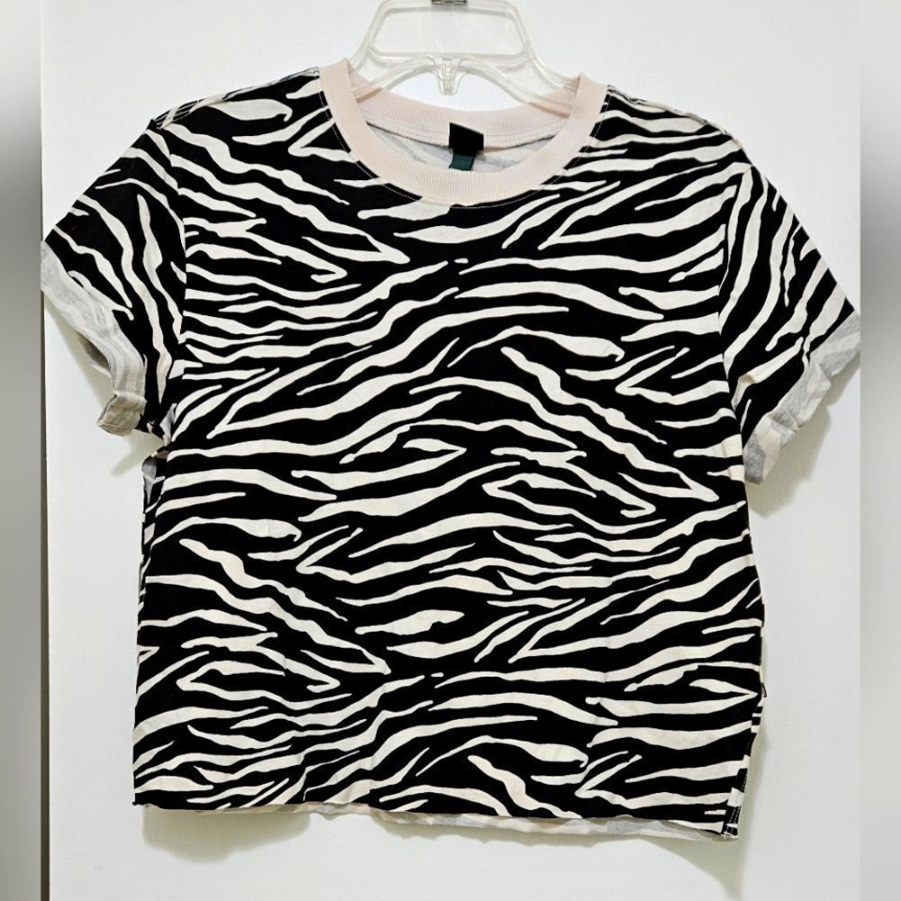 Wild Fable Women's Top Size Small